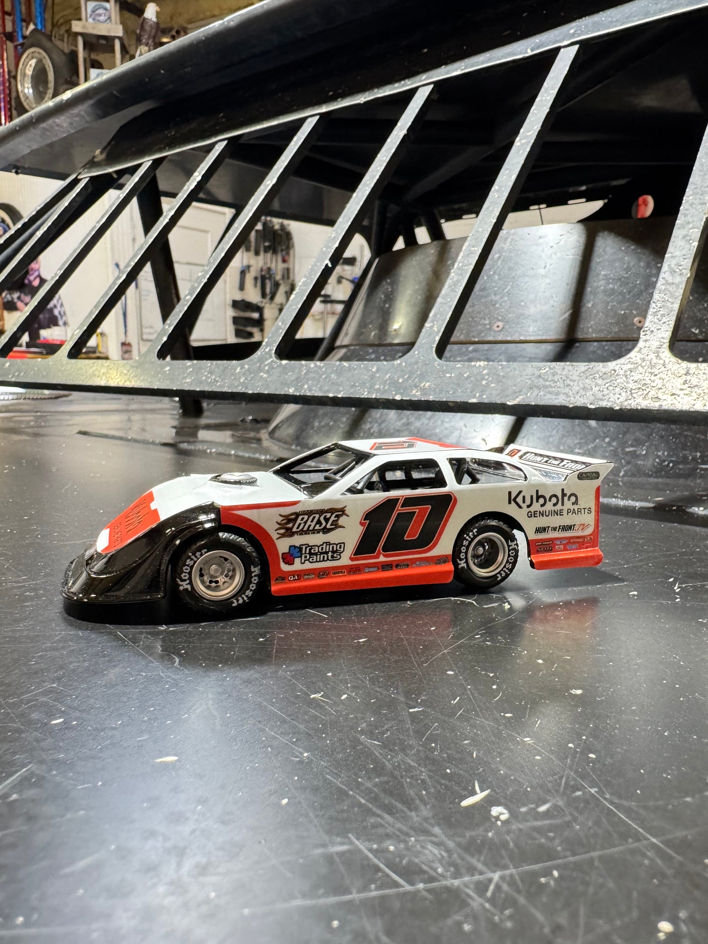 2025 World 100 Pull Back Diecast (1:32 Scale)