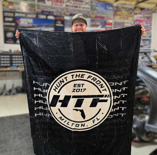 Hunt The Front Blanket